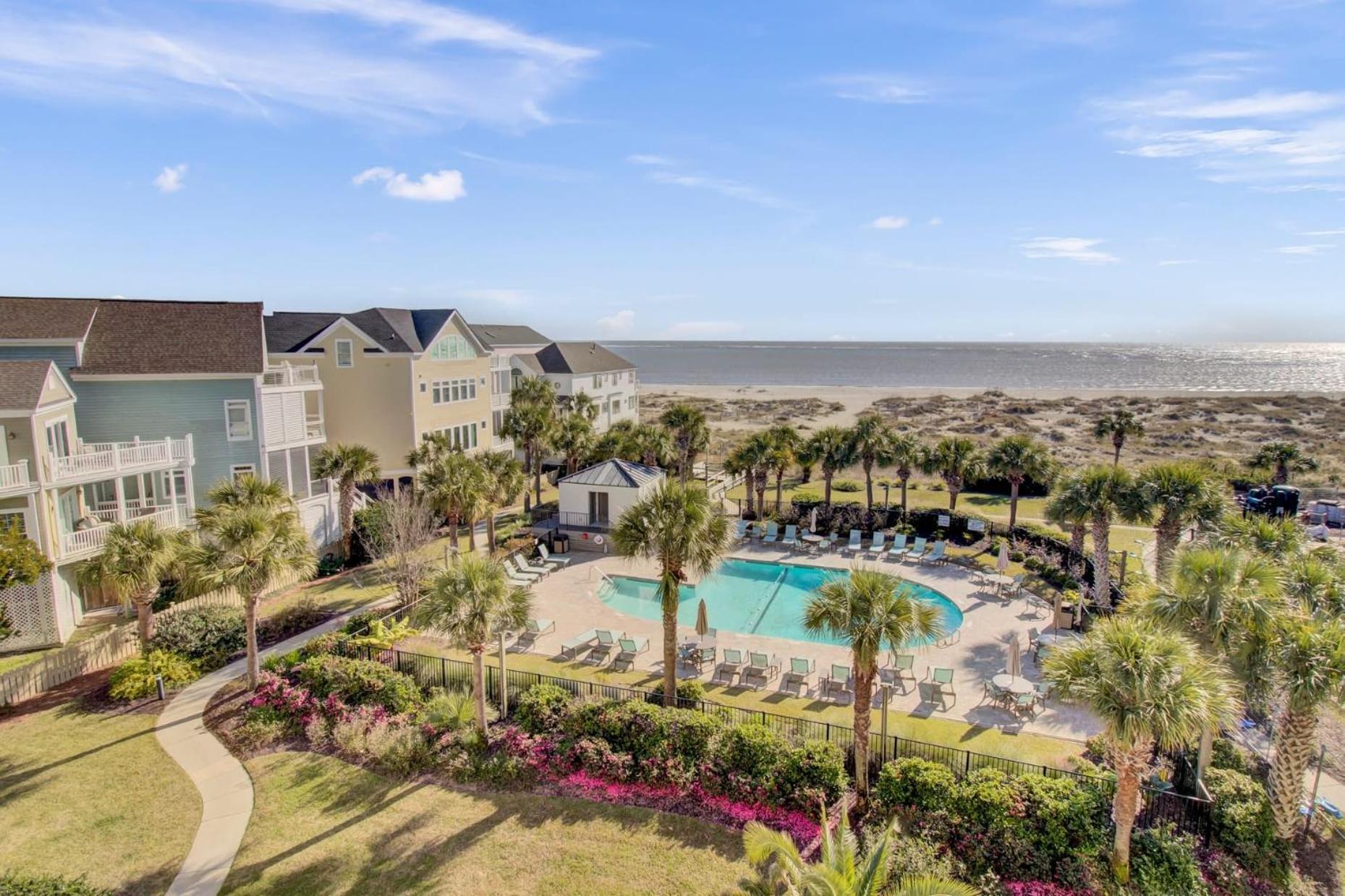 409 Summerhouse By Avantstay Beachfront Condo W Sea Views Community Pool Isle of Palms Exterior photo